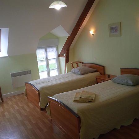 Chambres D'Hotes Le Petit Angle Saint-Broladre エクステリア 写真